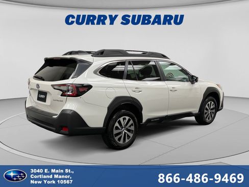Used 2024 Subaru Outback Premium AWD/4WD image 5