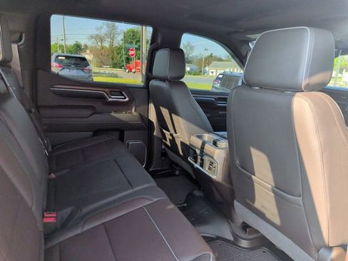 Used 2023 GMC Sierra 1500 Denali w/ Denali Reserve Package AWD/4WD image 17