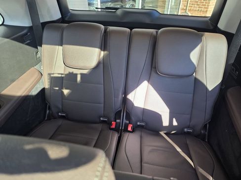 Certified 2022 Mercedes-Benz GLS 450 4MATIC image 16