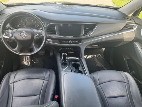Used 2021 Buick Enclave Essence FWD image 16