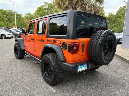 Used 2019 Jeep Wrangler Unlimited Sport S AWD/4WD image 3