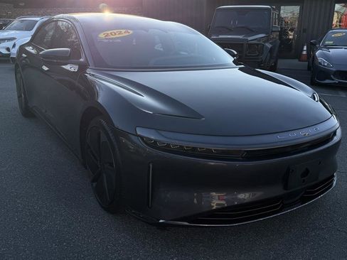 Used 2024 Lucid Air Touring image 14