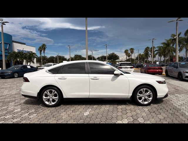 Certified 2025 Honda Accord SE image 8