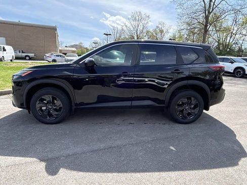 New 2026 Nissan Rogue SV FWD image 4