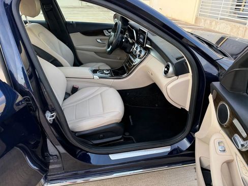Used 2018 Mercedes-Benz C 300 Sedan image 18