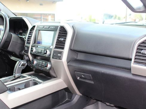 Used 2020 Ford F150 Lariat w/ Equipment Group 502A Luxury image 24