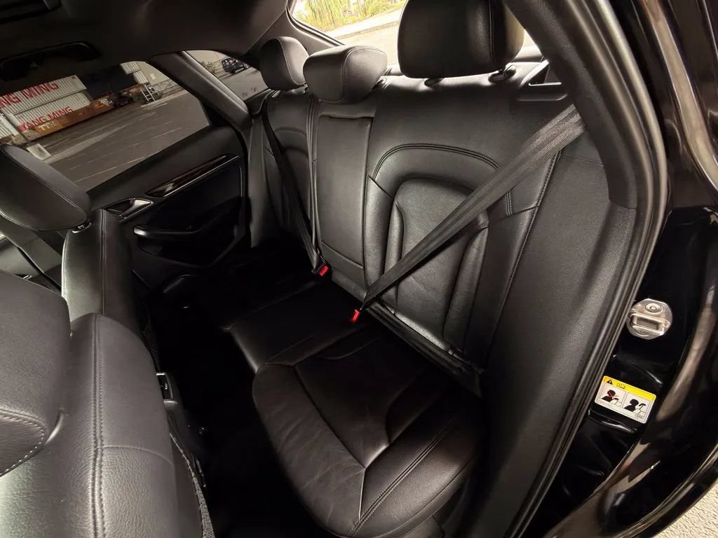 Used 2015 Audi Q3 2.0T Prestige w/ Prestige Package AWD/4WD image 24