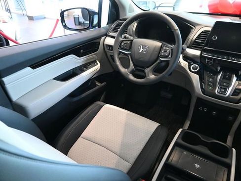 New 2026 Honda Odyssey Elite image 7