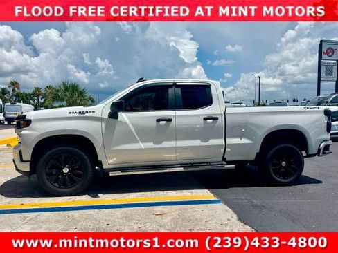 Used 2022 Chevrolet Silverado 1500 Custom AWD/4WD image 11