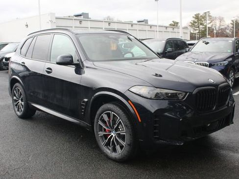 New 2026 BMW X5 xDrive40i w/ M Sport Package image 1