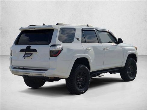 Used 2018 Toyota 4Runner TRD Off-Road Premium AWD/4WD image 5