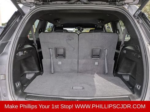 Used 2023 Jeep Grand Cherokee L Laredo AWD/4WD image 12