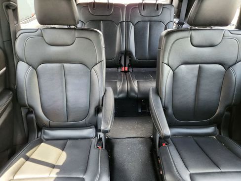 Used 2025 Jeep Grand Cherokee L Limited w/ Luxury Tech Group II AWD/4WD image 20