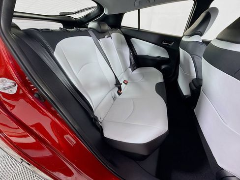 Used 2016 Toyota Prius Four Touring w/ Premium Convenience Package image 27