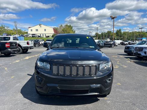 Used 2015 Jeep Grand Cherokee Altitude AWD/4WD image 21