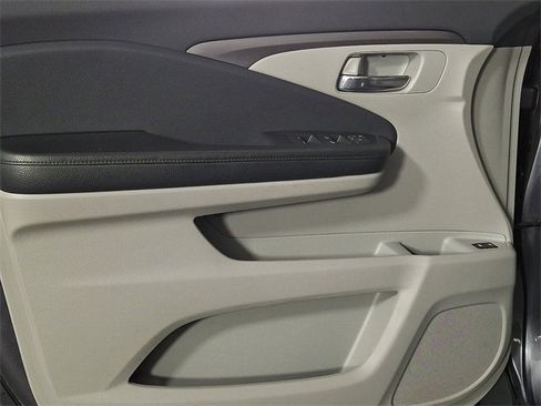 Used 2018 Honda Pilot EX-L image 14