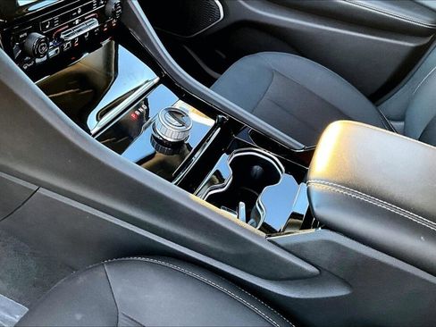 Used 2022 Jeep Grand Cherokee L Laredo w/ Luxury Tech Group I image 10