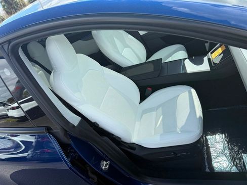 Used 2026 Tesla Model Y Long Range image 31