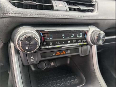 Used 2024 Toyota RAV4 XLE image 24