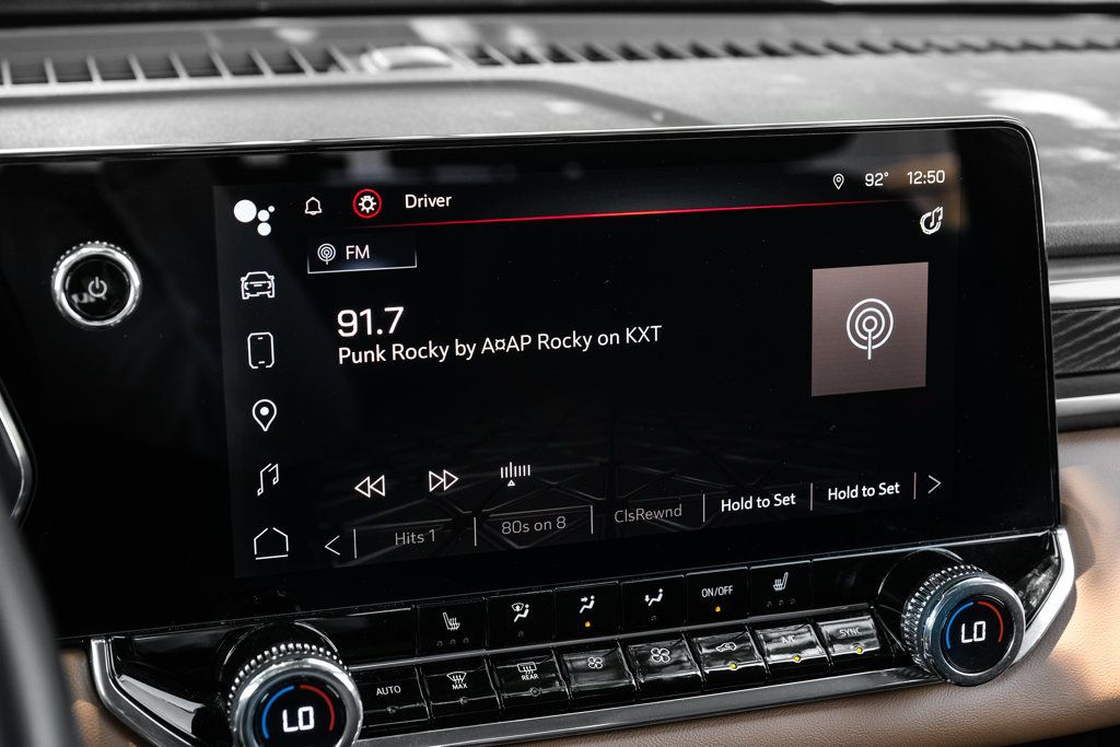 Used 2023 GMC Canyon AT4 w/ Canyon Safety Plus Package AWD/4WD image 6