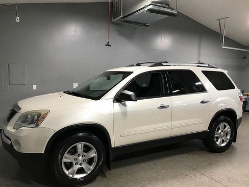 Used 2012 GMC Acadia SLE w/ LPO, 'HIT The Road' Package FWD image 7