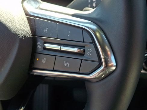 Used 2026 Chevrolet Equinox LT FWD image 17