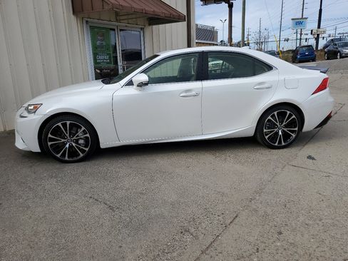 Used 2014 Lexus IS 350 w/ Navigation Package image 3