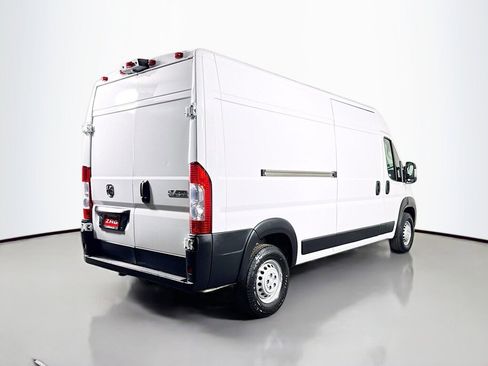 Used 2025 RAM ProMaster 2500 w/ Convenience Group FWD image 5