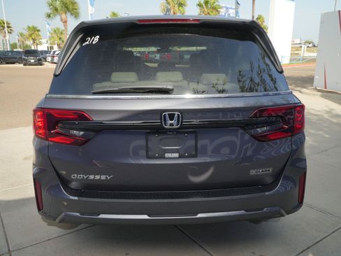 New 2026 Honda Odyssey EX-L image 6