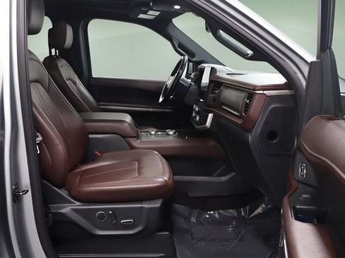 Used 2022 Ford Expedition Max Limited AWD/4WD image 19