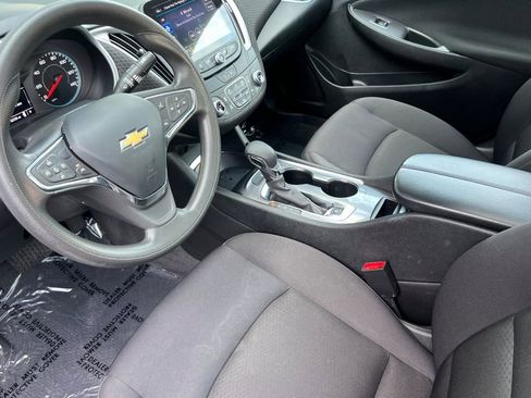 Used 2023 Chevrolet Malibu LT image 7