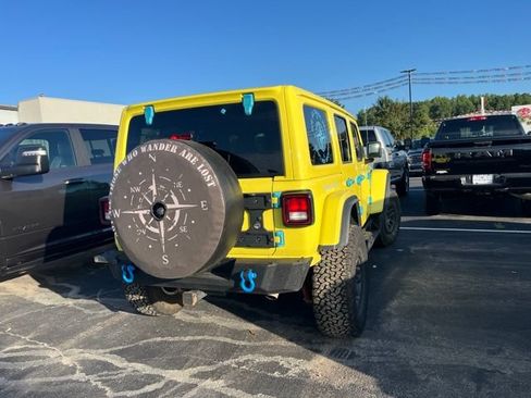 Used 2023 Jeep Wrangler Unlimited Sport w/ Xtreme 35 Tire Package AWD/4WD image 5