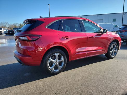 Used 2024 Ford Escape ST-Line w/ Tech Pack #1 image 4