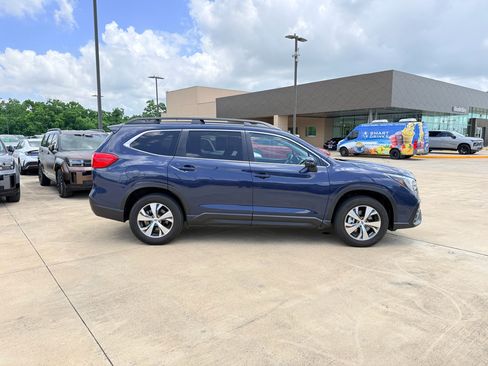 Used 2023 Subaru Ascent Premium w/ Convenience Package AWD/4WD image 6