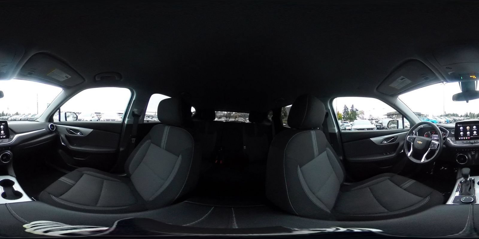 Used 2025 Chevrolet Blazer LT FWD image 42