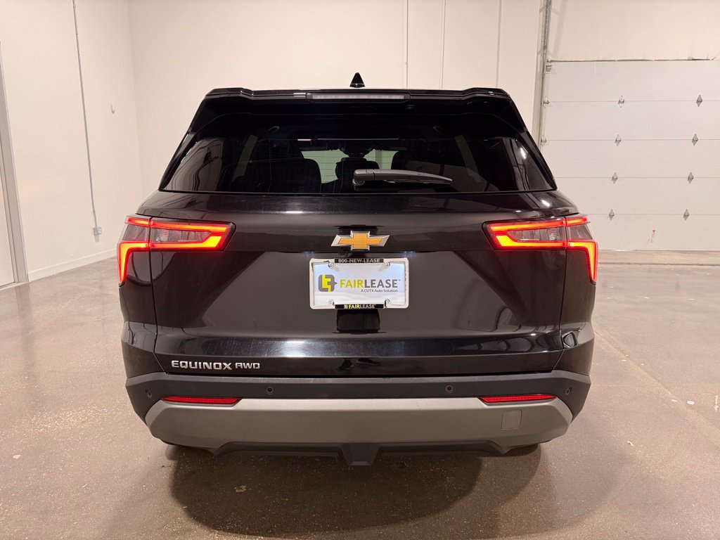 Used 2026 Chevrolet Equinox LT AWD/4WD image 6