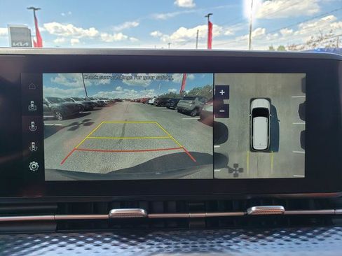 Certified 2022 Kia Carnival SX Prestige FWD image 28