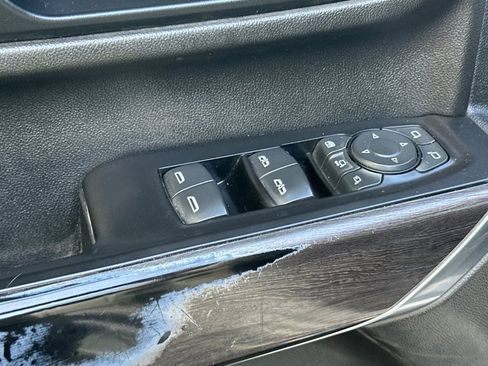 Used 2020 Chevrolet Silverado 2500 LTZ AWD/4WD image 11