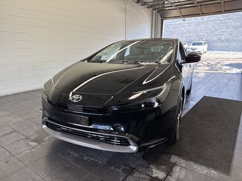 New 2026 Toyota Prius Limited image 3