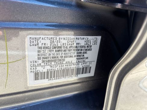 New 2025 Nissan Sentra SR w/ SR Premium Package image 22