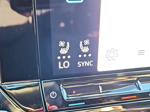 New 2026 Volkswagen Atlas Cross Sport SEL Premium R-Line image 14