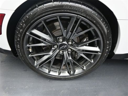 Used 2020 Chevrolet Camaro ZL1 image 42