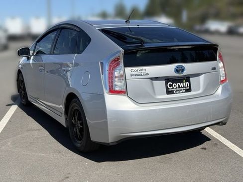 Used 2015 Toyota Prius Two FWD image 14