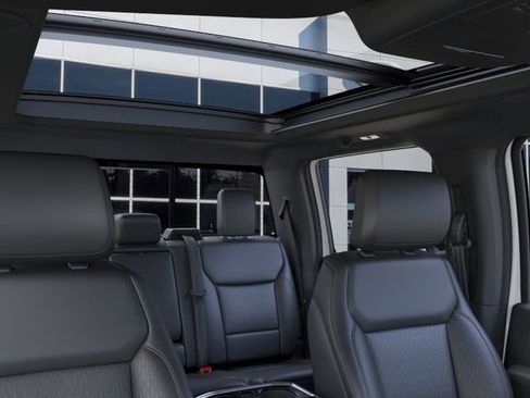 New 2025 Ford F150 Lariat w/ Equipment Group 502A High image 22