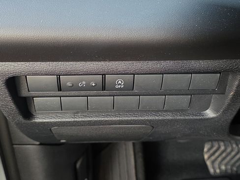 New 2026 Mitsubishi Outlander ES FWD image 26
