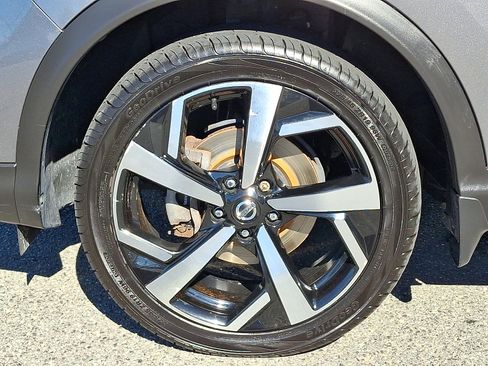 Used 2020 Nissan Rogue Sport SL w/ Premium Package image 8