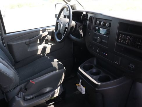 Used 2024 GMC Savana 2500 w/ Driver Convenience Package RWD image 11