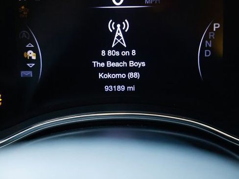 Used 2017 Jeep Grand Cherokee Overland w/ Jeep Active Safety Group image 50