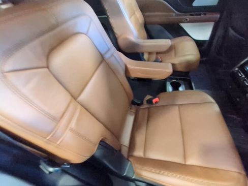 Used 2022 Lincoln Aviator Grand Touring w/ Equipment Group 301A image 27