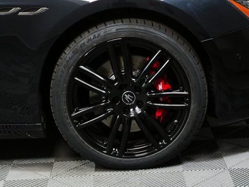 Used 2023 Maserati Ghibli Modena image 6